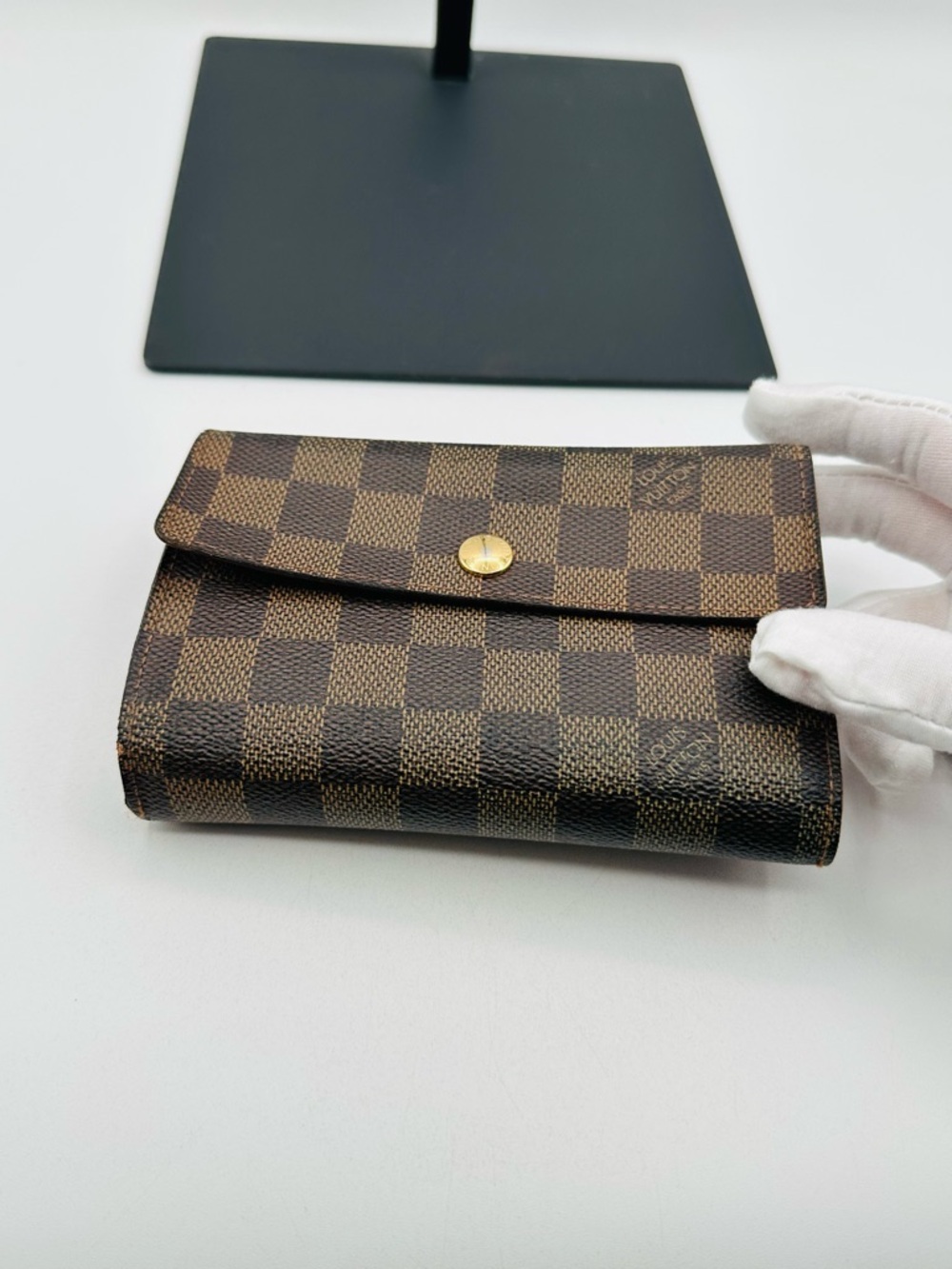 Louis Vuitton Damier Tri fold Wallet - Picture 5 of 14